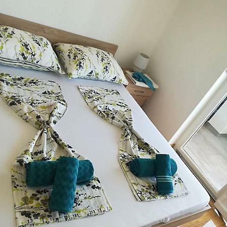 Apartman DODO Novalja Bagian luar foto